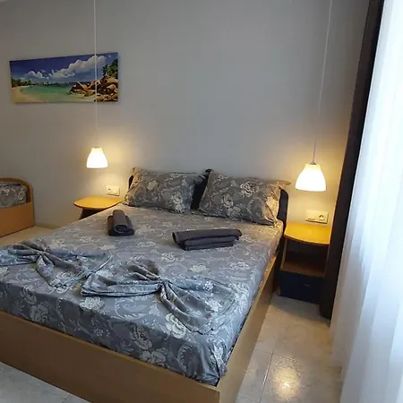 Laguna Pensiune 2*