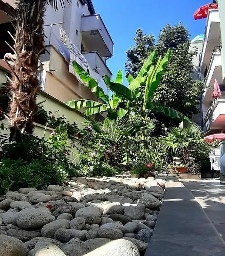 Laguna Къща за гости 2*