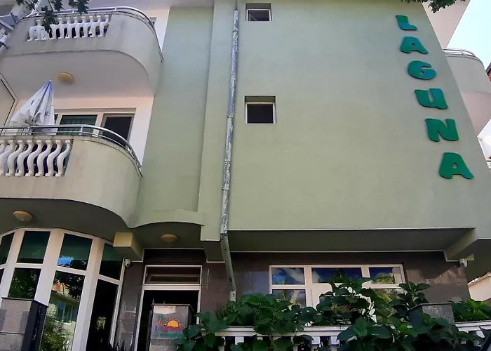 Къща за гости Laguna