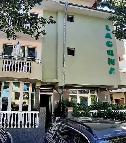 Къща за гости Laguna