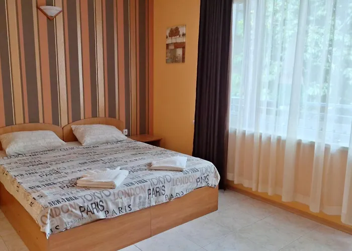 Къща за гости Laguna 2*