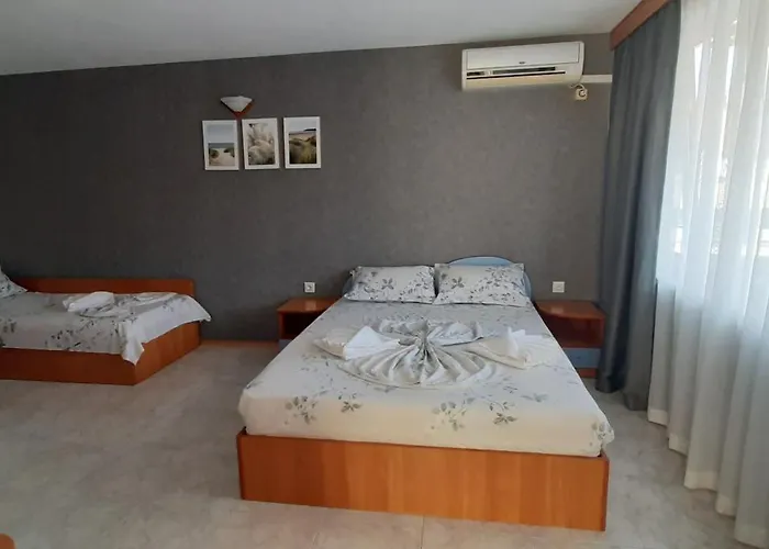 Laguna Гостевой дом 2*