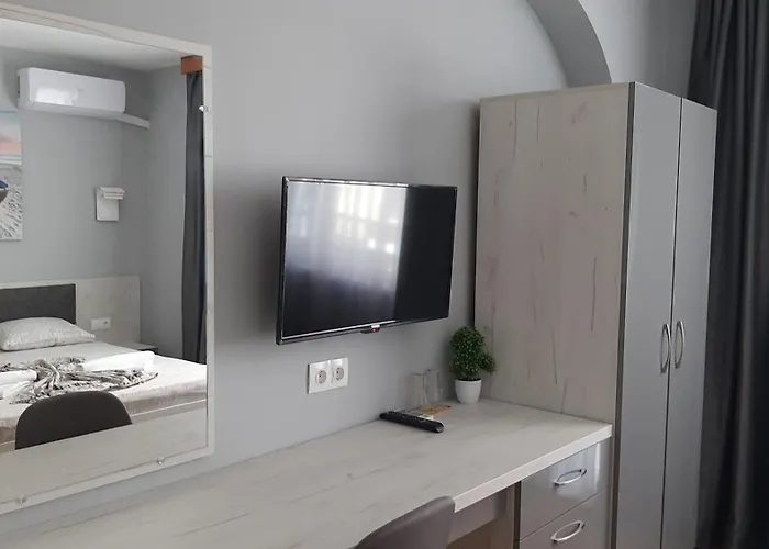 Къща за гости Laguna Китен